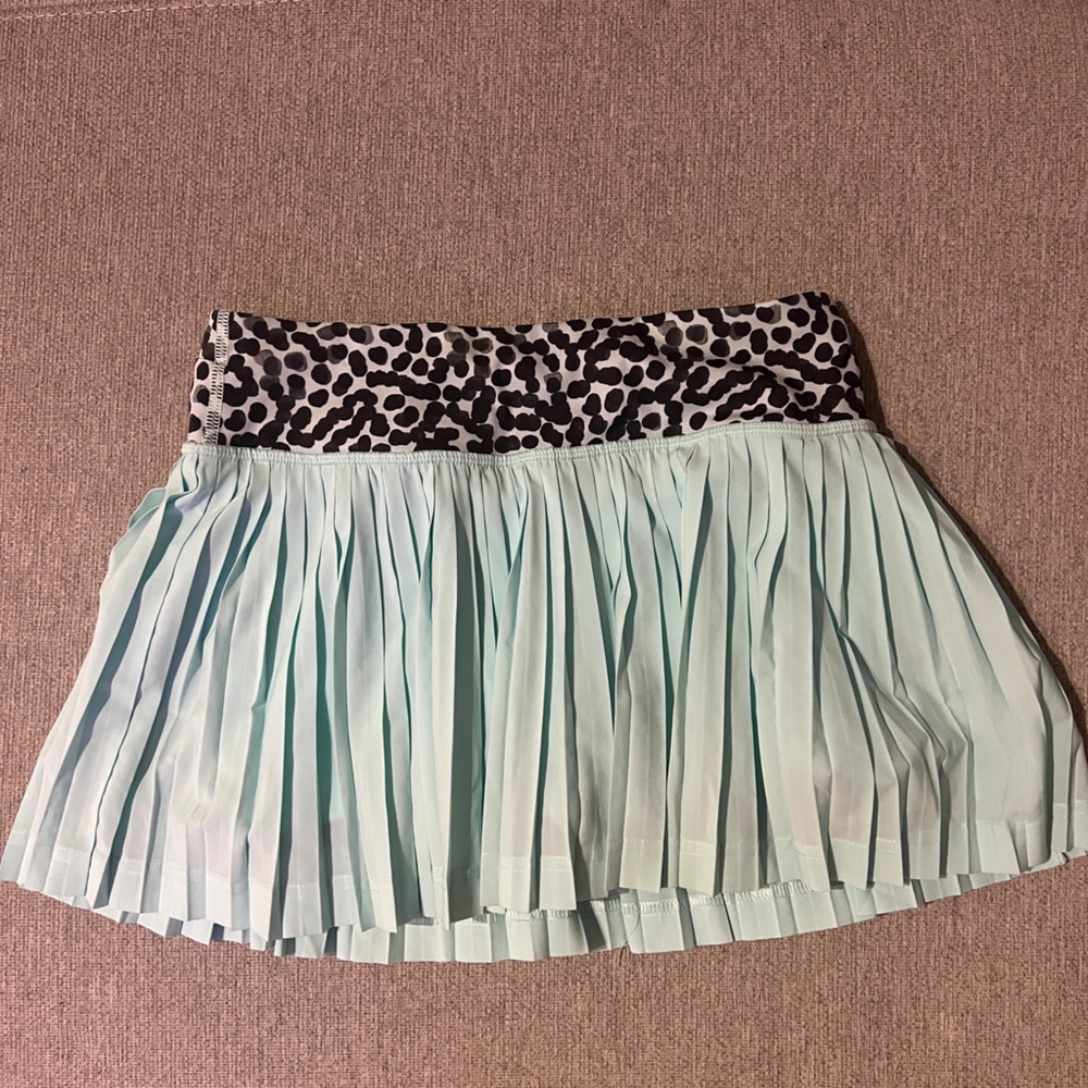 Lululemon skort BARELY WORN